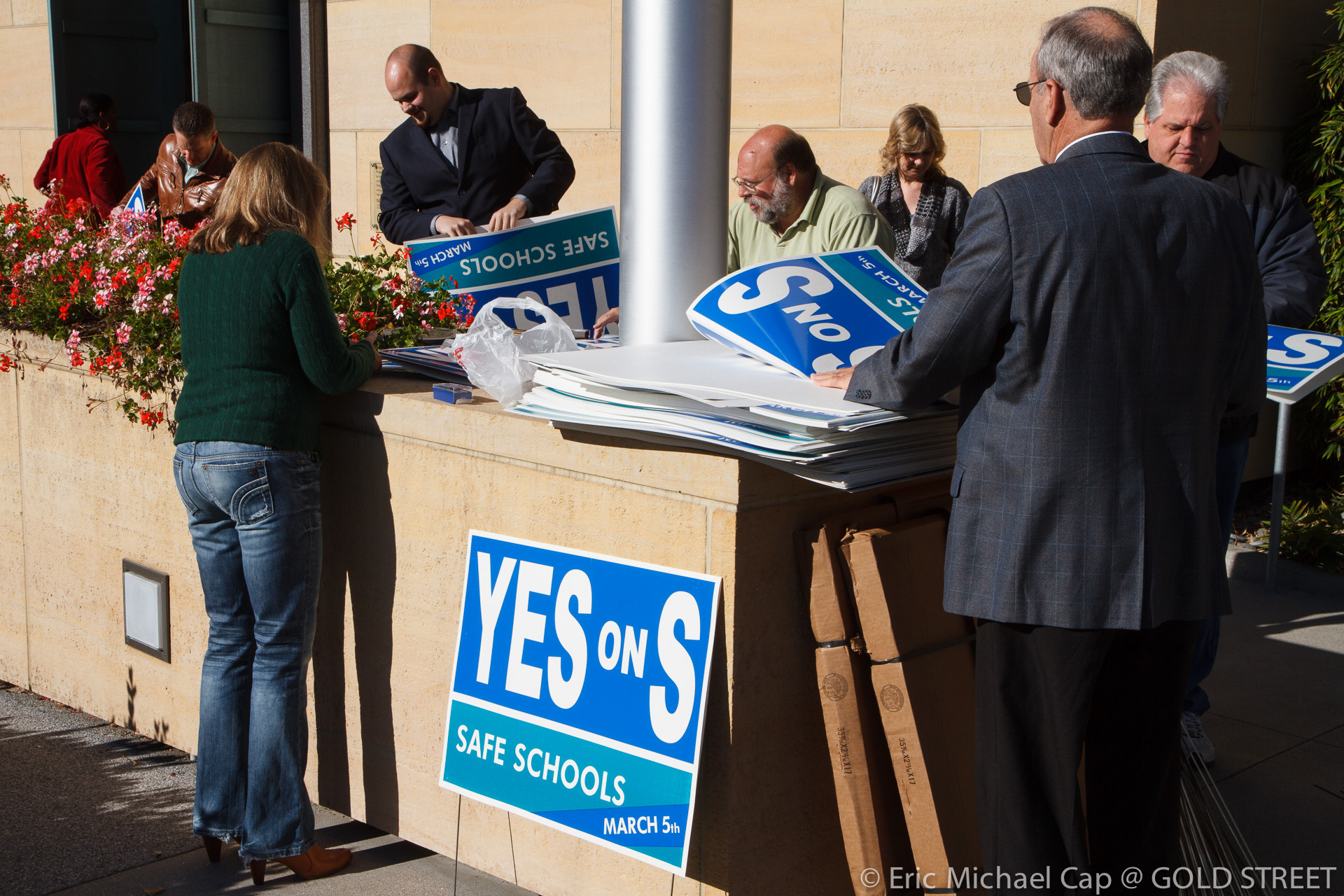 BurbankSchoolBond2 08